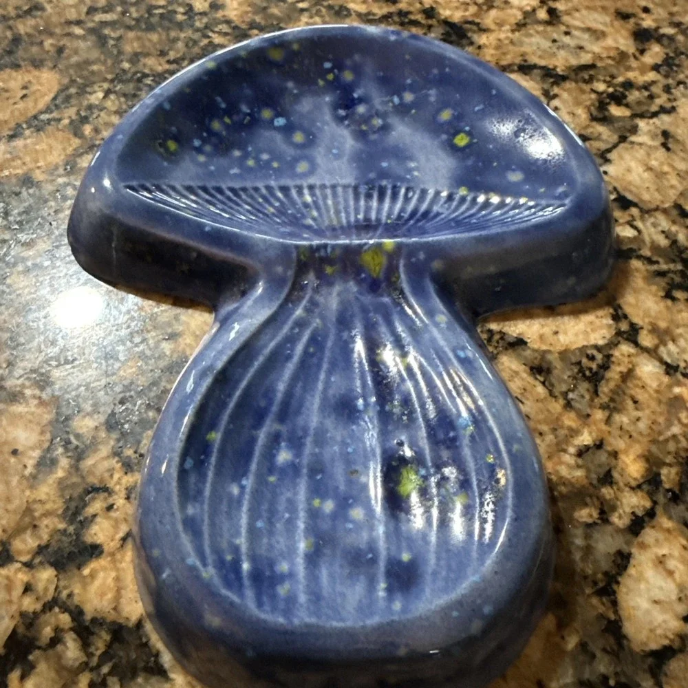Vtg Ceramic Mushroom Blue Green Speckled Spoon Rest 7 3/4
